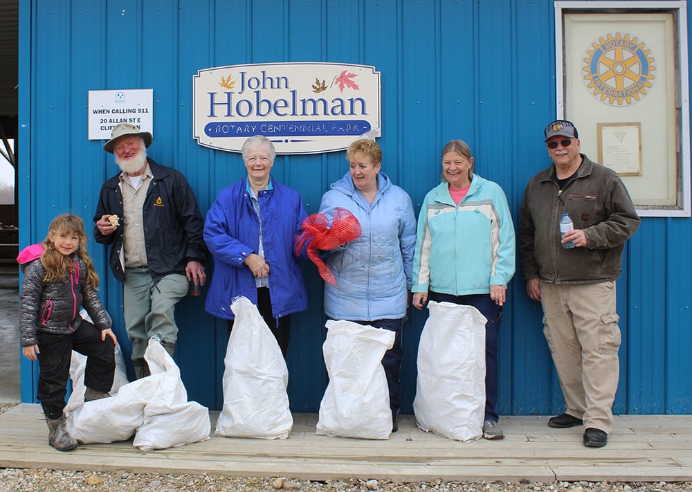 Horticultural society helps conquer clutter in Clifford post image