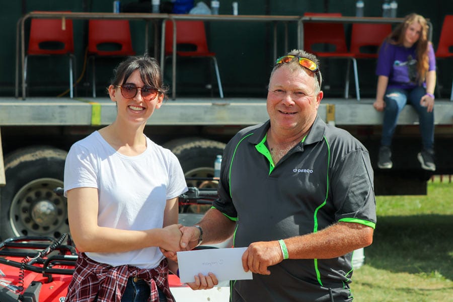 Drayton Mapleton Agricultural Society presented two scholarships to local students post image