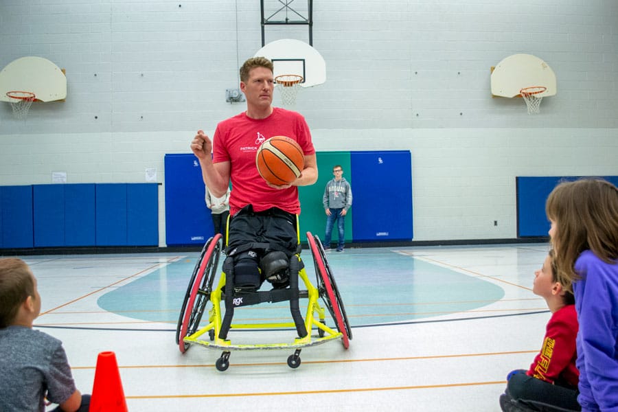 Wheelchair basketball superstar gave demonstration, talk at JD Hogarth post image