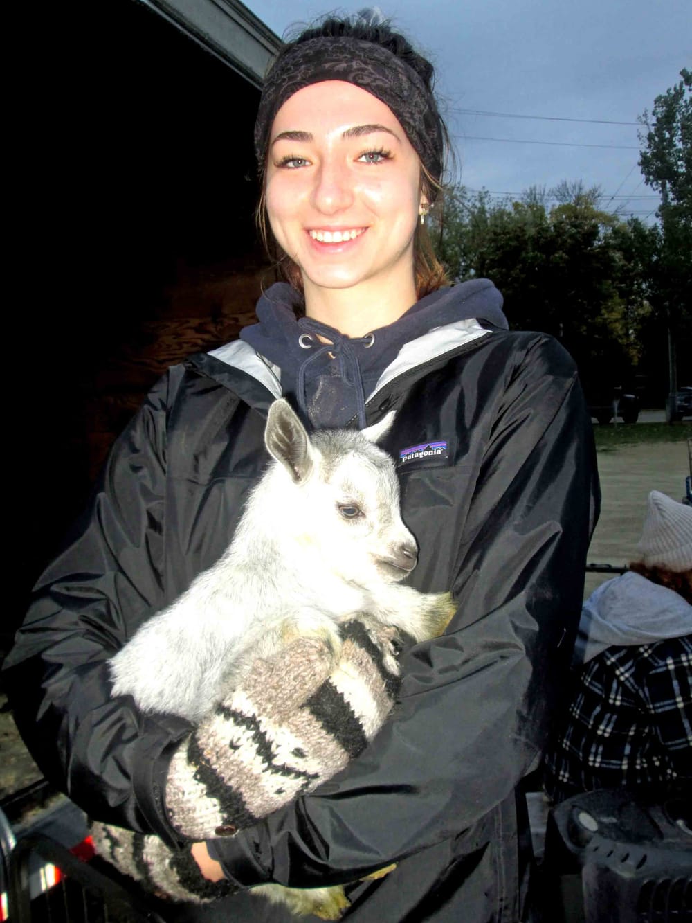 Fur and feather fanciers flock to Mount Forest event post image