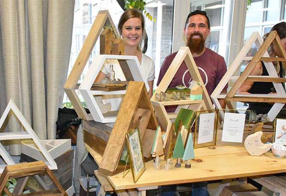 Elora Handmade and Vintage Market supports food program at CWDHS post image