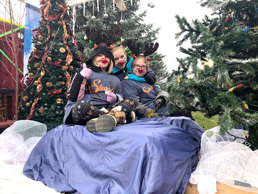 Erin Santa Claus parade rolled through town on Nov. 30 post image