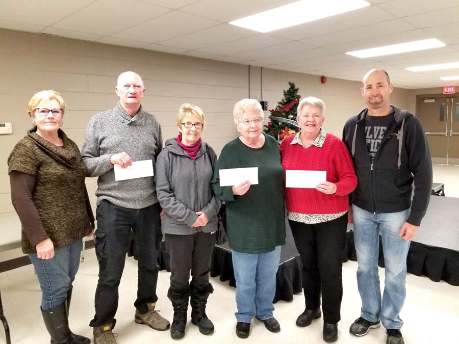 Minto Minor Hockey fights hunger with annual event post image