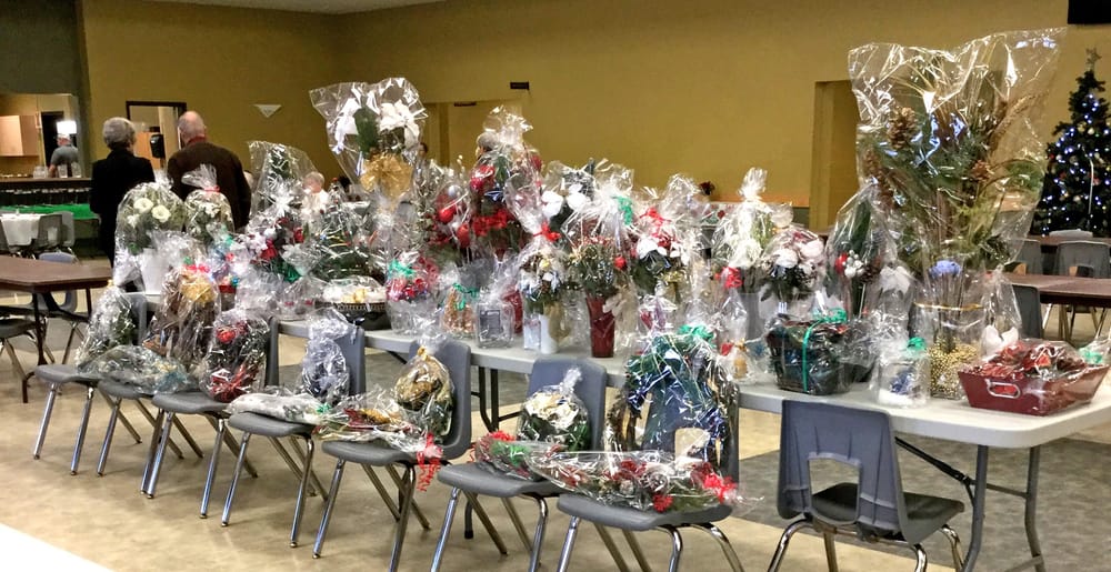 Mount Forest and District Seniors Group hosted a Christmas lunch post image