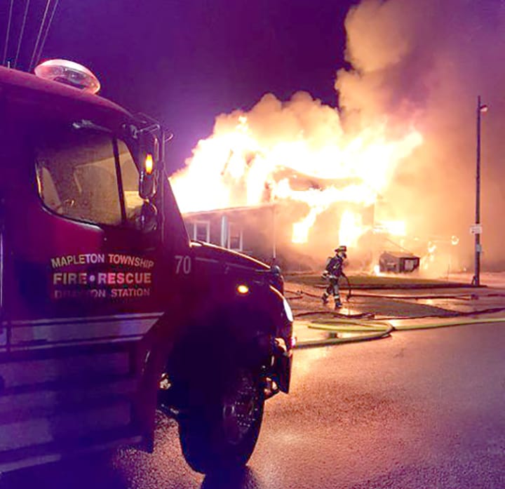 Fire destroys Mapleton restaurant post image