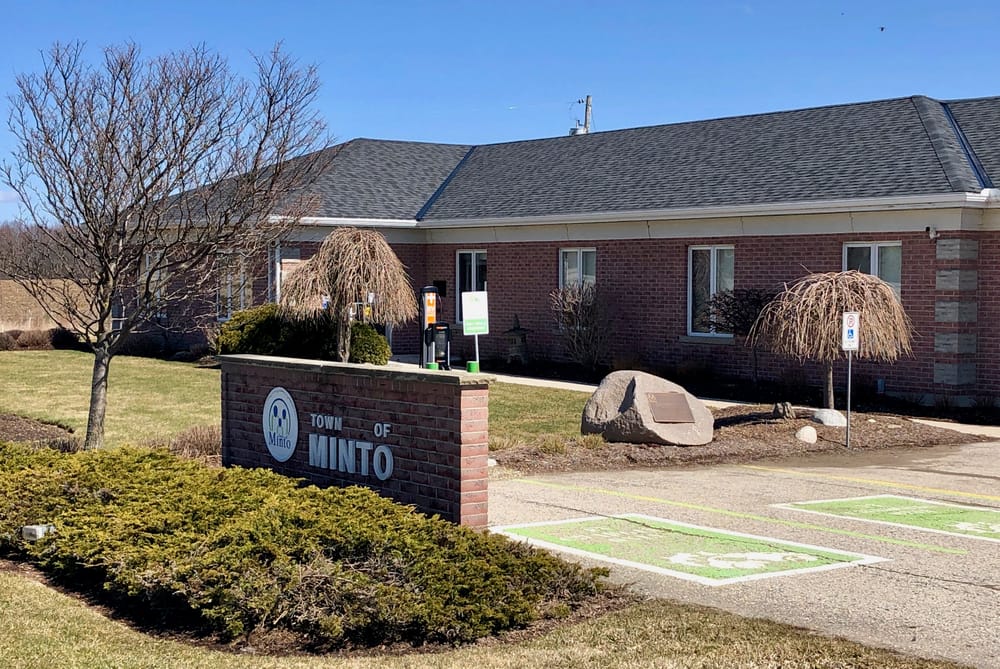 Town of Minto reopening offices July 22 post image