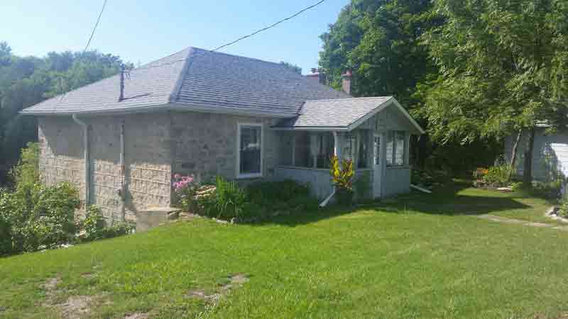 Fergus horticultural society creates gardens at Craighead stone home post image