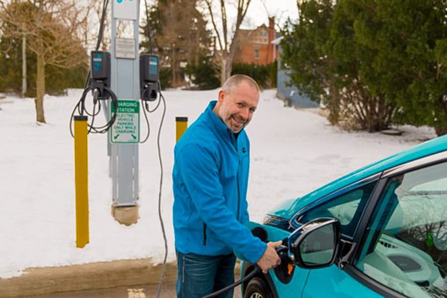 New electric vehicle charging station installed in Elora post image