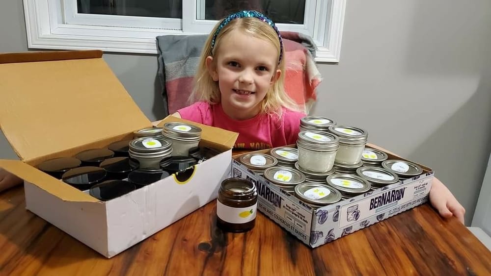 Fergus girl making, selling candles for good cause post image