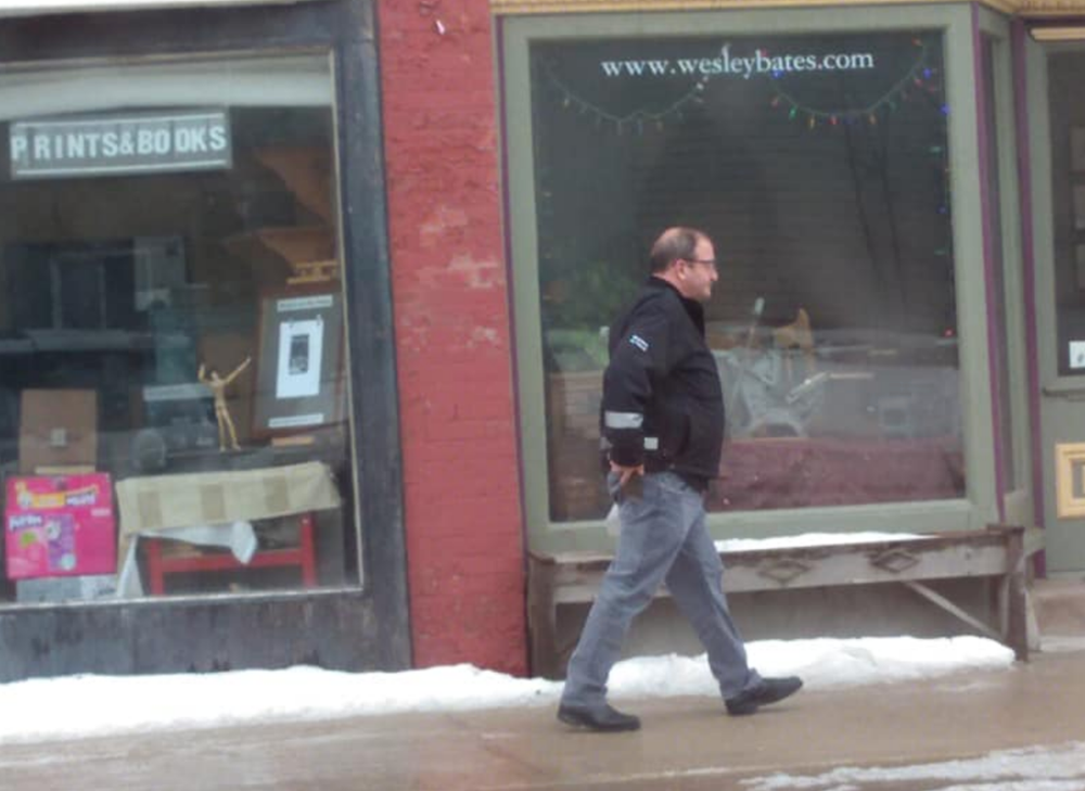 Ministry investigating report of inspector visiting business without mask post image