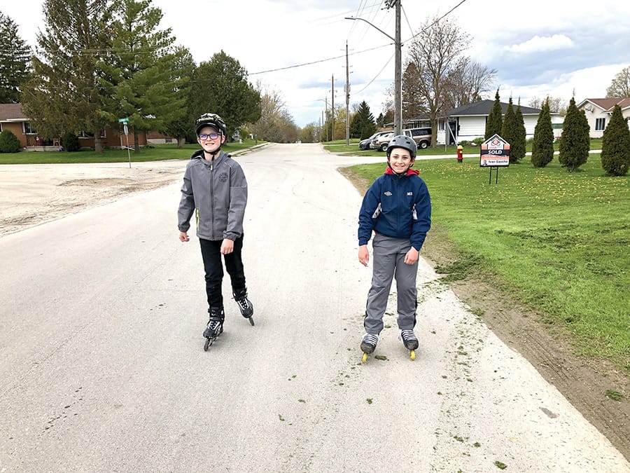 Roller blading on a sunny Sunday afternoon post image