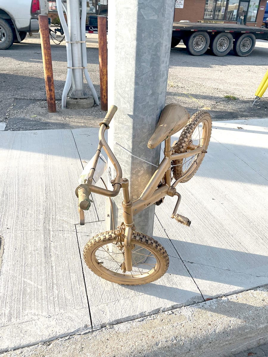 Golden bicycles support Childhood Cancer Awareness Month post image