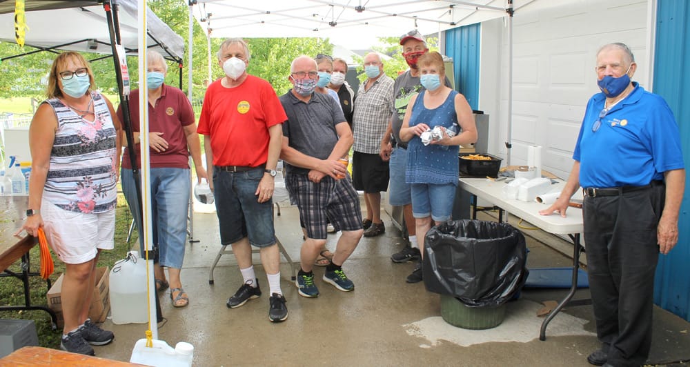 Rotarians gearing up for chicken dinner post image