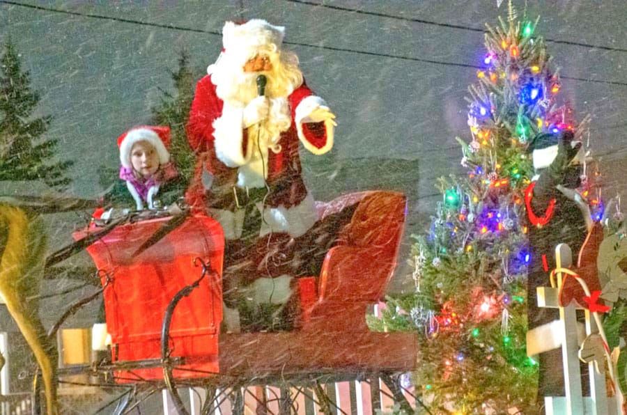 Mount Forest Santa Claus Parade to be drive-through event post image