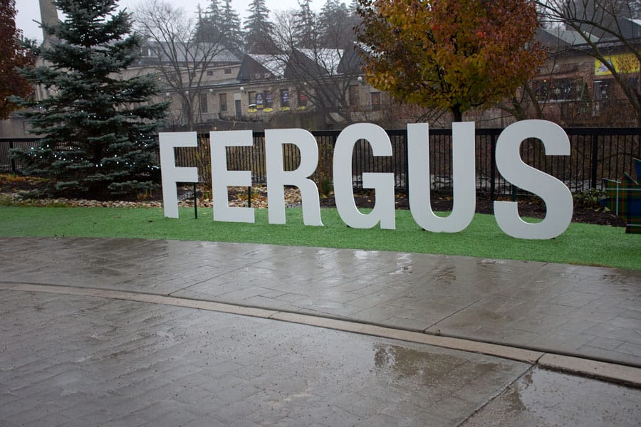 Fergus sign becomes popular backdrop post image