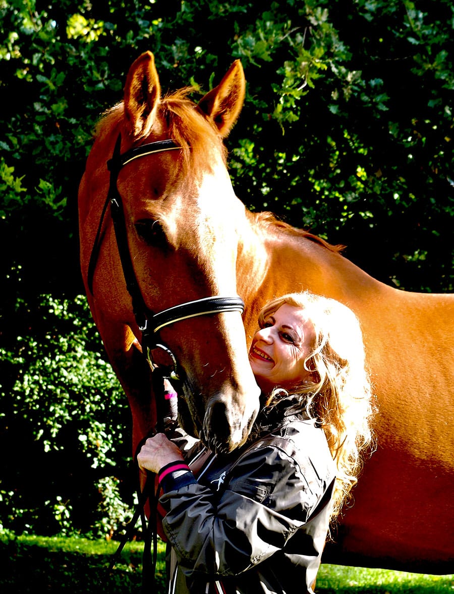 Leslie Kennedy brings knowledge and hands-on experience to enhance equine wellness post image