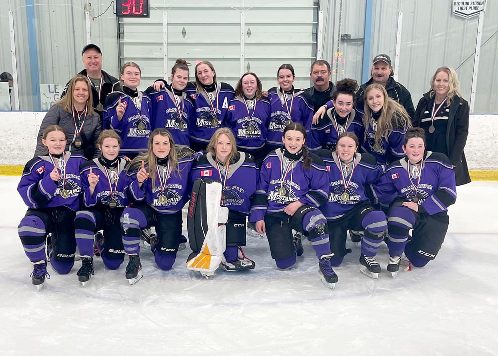 Mustang teams win gold medals post image