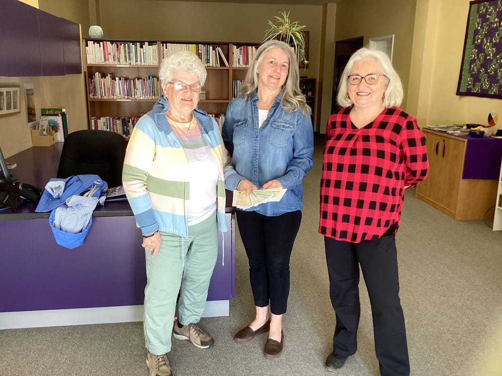 100 Women Who Care raise funds for Guelph-Wellington Women in Crisis post image