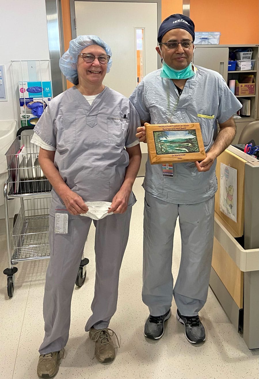 Two Groves hospital surgeons receive Rural Specialst Merit Award post image