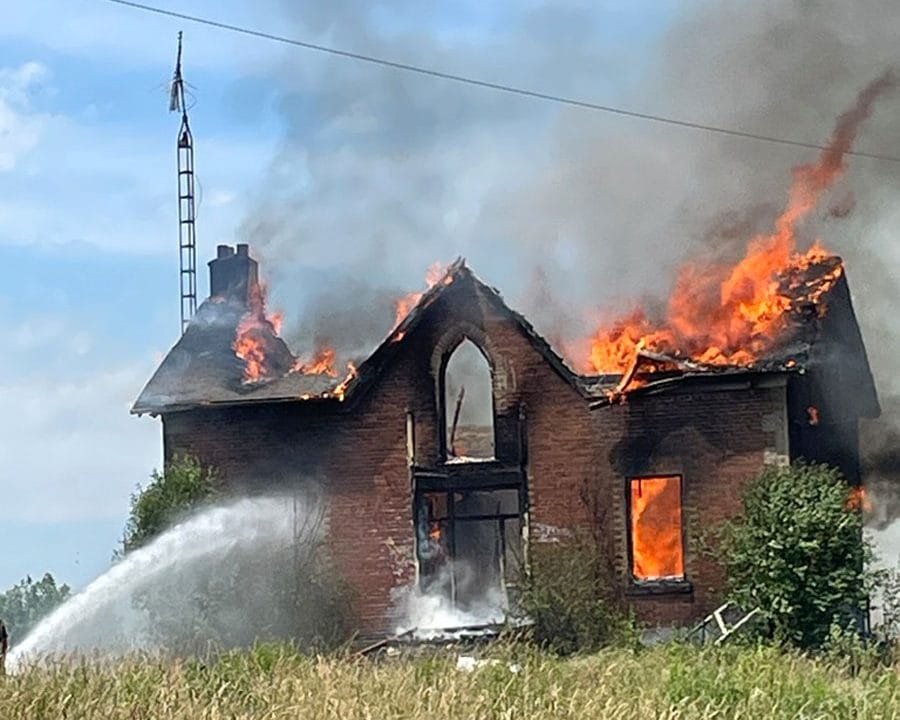 Vacant home in Puslinch destroyed by fire post image