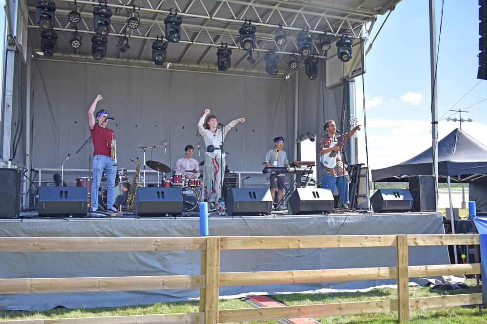 Ignite Concert raised funds for youth mental health, organized by Grove Hubs post image