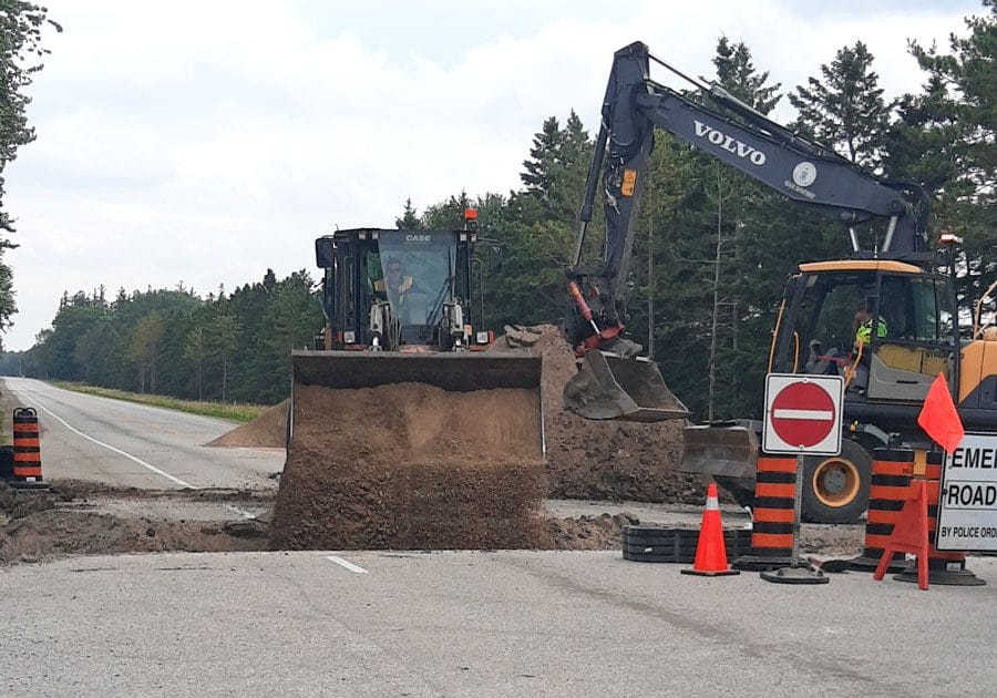 Sinkhole causes closure of Wellington Road 19 post image