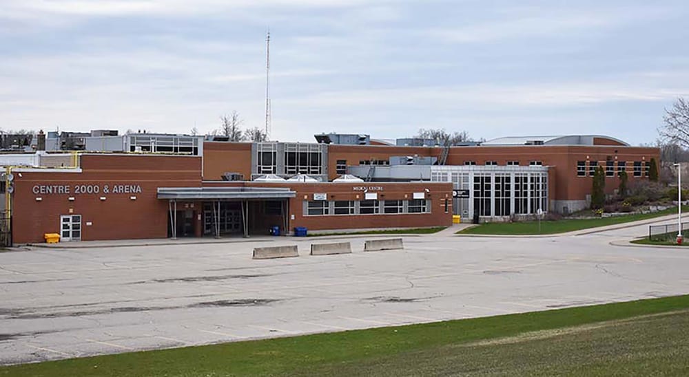 Erin community centre rink opening to user groups post image