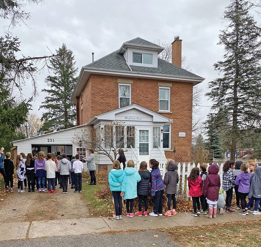 Rockwood students honour local veteran post image