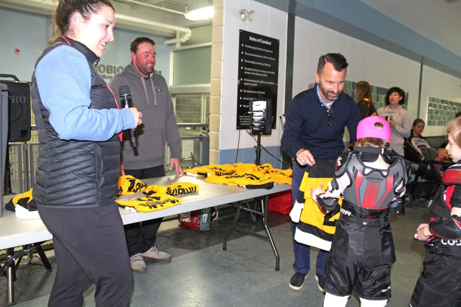 New jerseys for ringette players post image