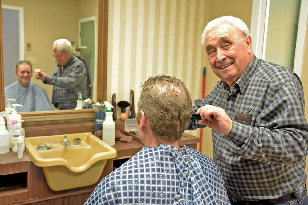 After cutting hair for 50 years, Frank Moretti is ready to retire post image