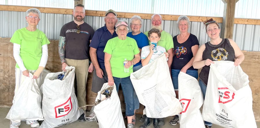 Volunteers clean up in Clifford post image