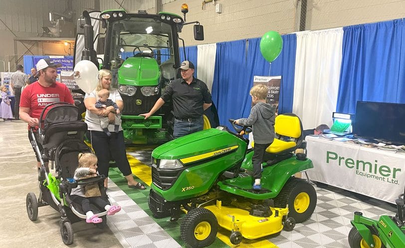 Drayton Kinsmen Farm Show draws large crowds to see latest in agriculture post image