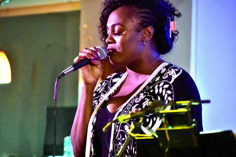 Sensational Elora hosts Jazz night post image