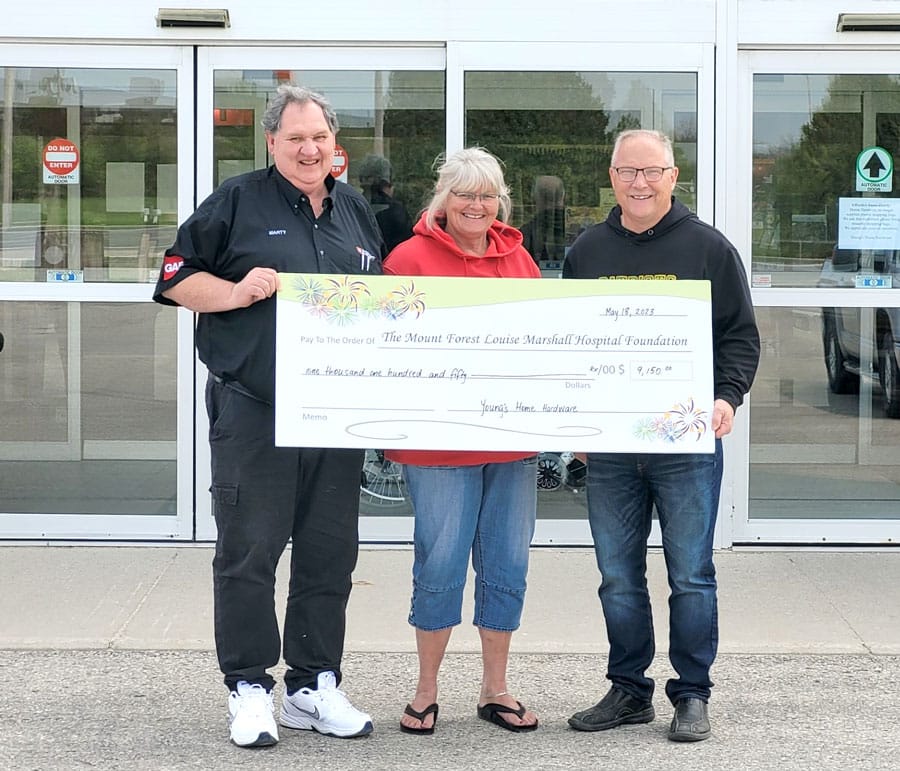 Patriots score donations for hospital through Young’s Home Hardware post image