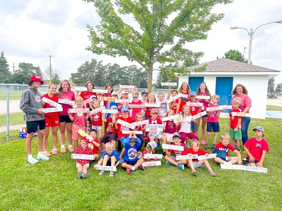 Arthur Day Camp team buys Buddy Bench with proceeds from lemonade sales post image