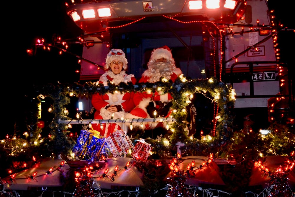 Council discusses time capsule, farmer’s parade, heritage reserve fund post image