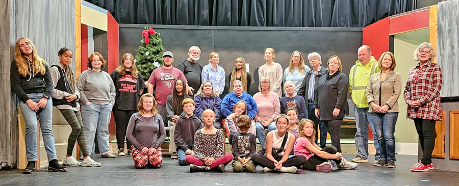 GWTG brings Twelve Days ‘til Christmas  to stage at Harriston Town Hall theatre post image
