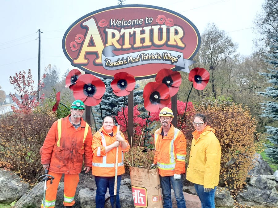 Arthur Volunteers help out at Community 'Spruce-up' post image
