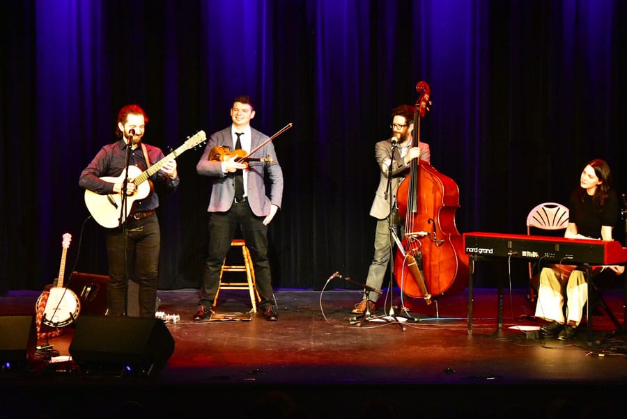 Shane Cook and the Woodchippers bring Christmas tunes to Fergus post image