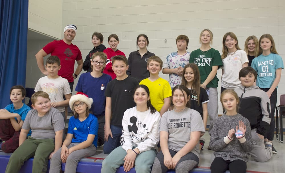 Students raise $6,000 for families in need at Christmas post image