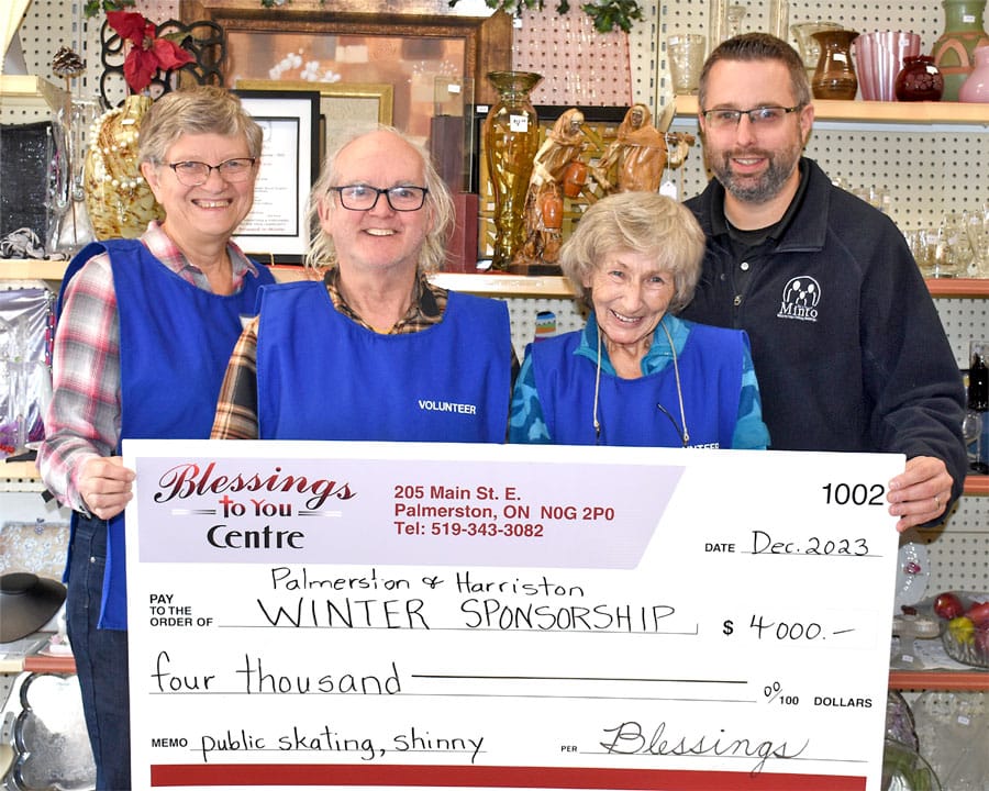 Free shinny and public skating at Minto arenas post image