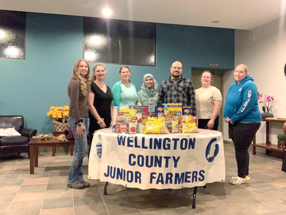 Wellington Junior Farmers raise $800 for local food banks post image