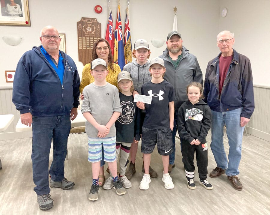 Catch the Ace committee donates to Mount Forest Minor Ball Association post image