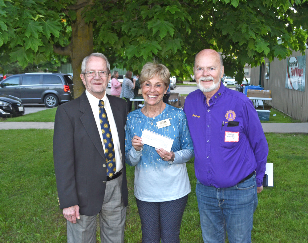 Belwood Lions Club donates $1,000 to Centre Wellington Food Bank post image