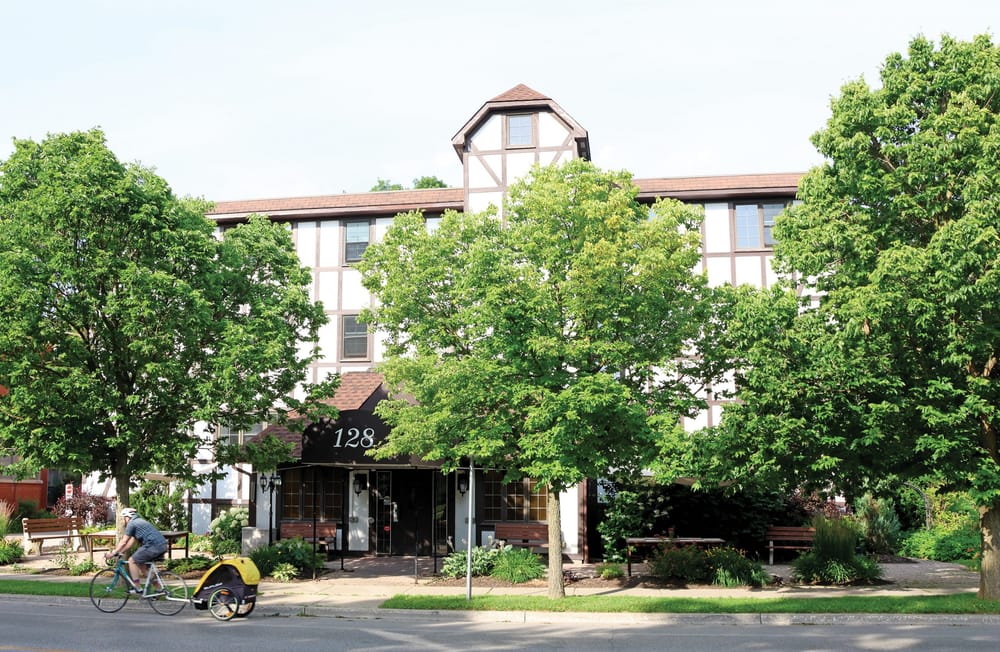 Wellington County signs lease to shelter homeless at former Guelph retirement residence post image