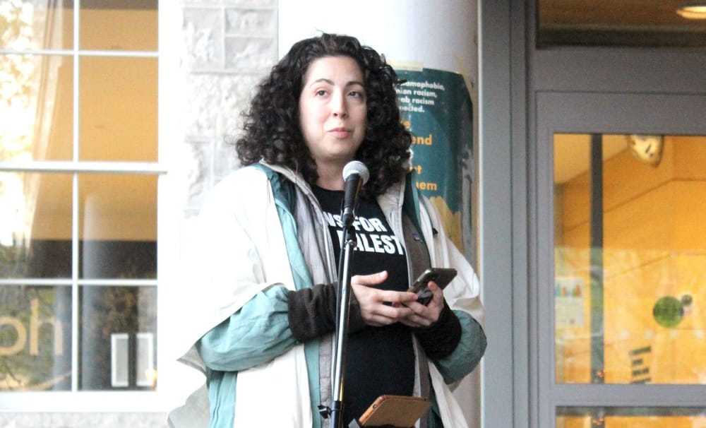 Jewish, interfaith groups held Oct. 7 community vigil post image