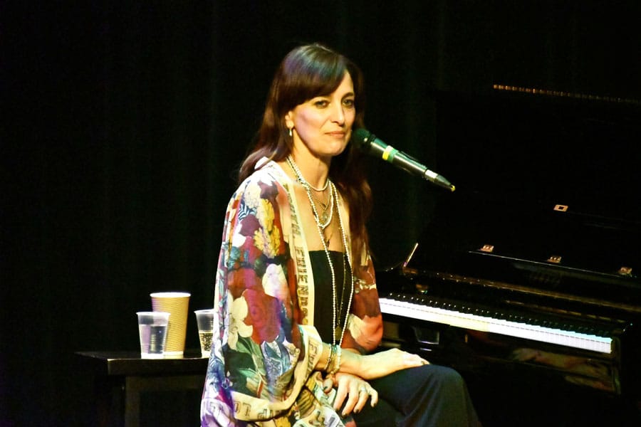 Juno winner Chantel Kreviazuk fills Fergus Grand Theatre post image