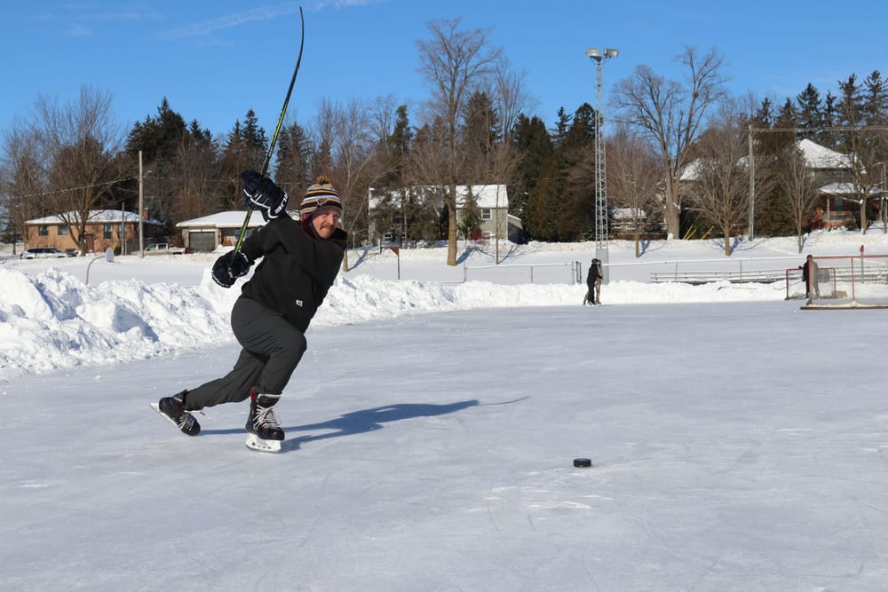 Elora outdoor rink a hit for hockey fans post image