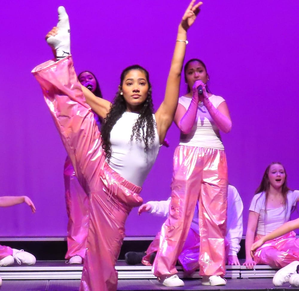 Lourdes show choir team crowned national champions post image