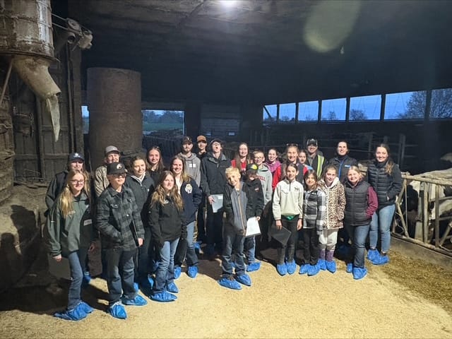 Eramosa Dairy Club holds first meeting at Branders Farm post image